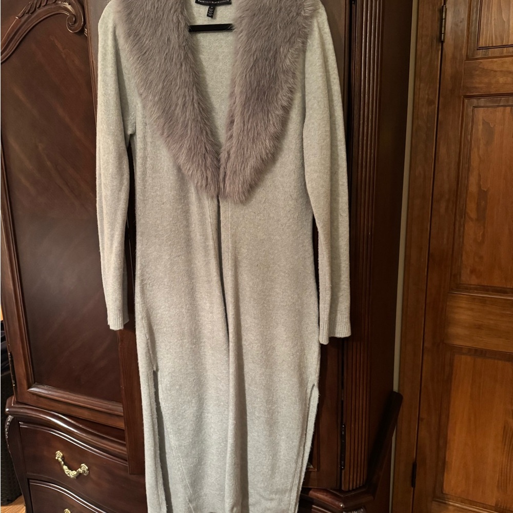 White House Black Market Gray Long Sleeve Dress with Faux Fur Collar